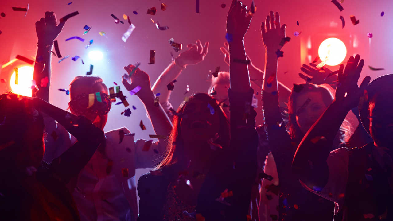 night-club-istock-997103-1623599663